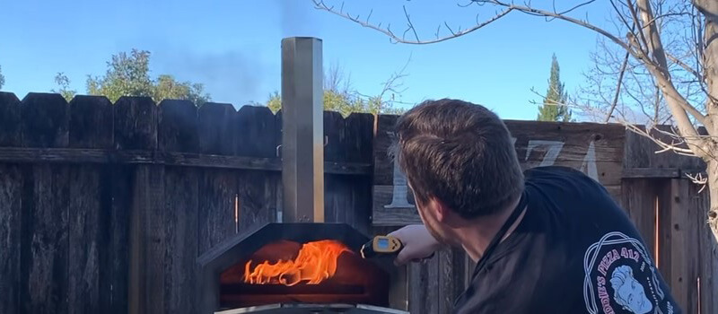 How Long to Heat Up an Outdoor Pizza Oven